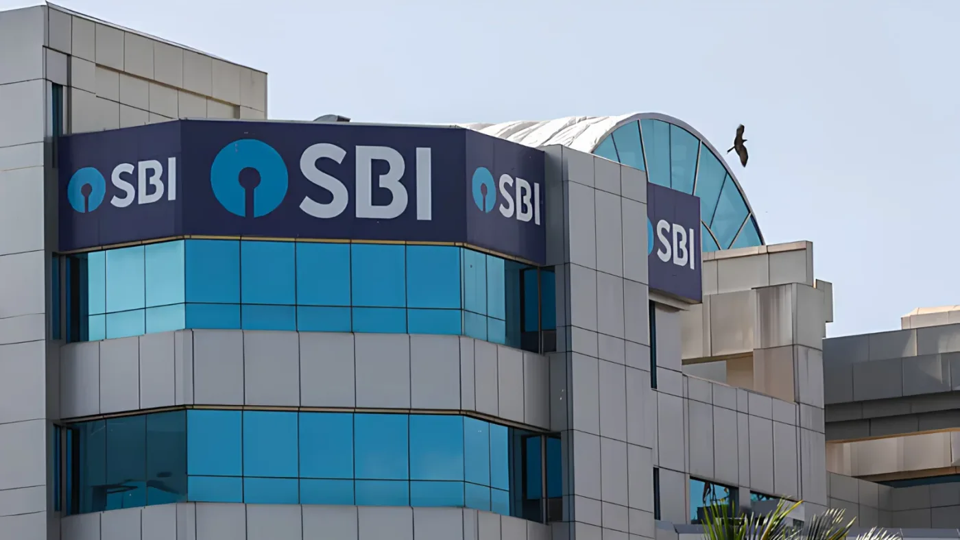 SBI Data Breach Claim - Hackers Allegedly Claim Access to 3.75 Lakh Users' Database